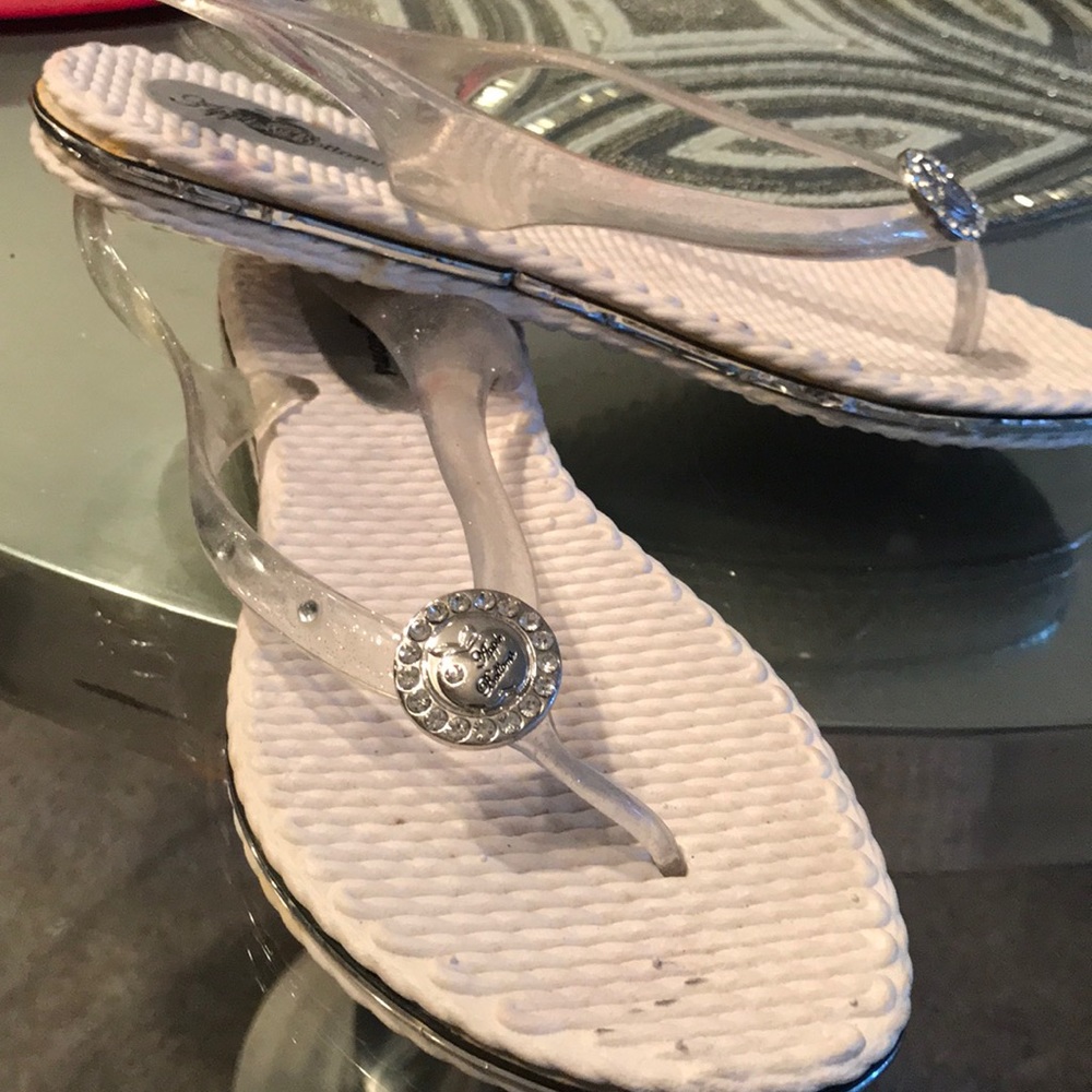 Apple Bottom flip flops! White/silver size 8
